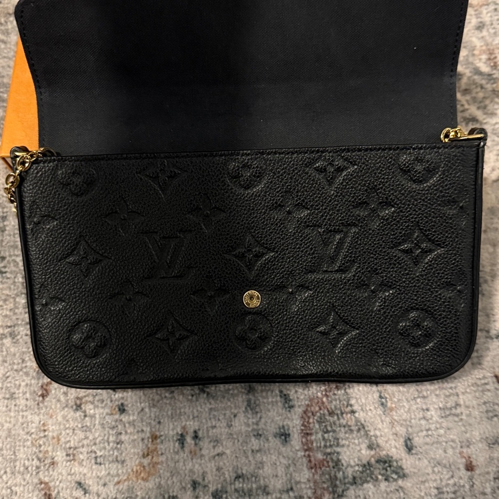 Louis Vuitton Pochette Félicie - Picture 7 of 9